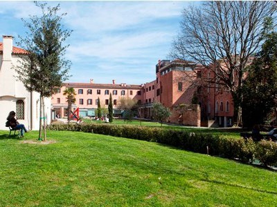 East Asian Library (Palazzo Vendramin) moves to San Sebastiano: opening hours changes